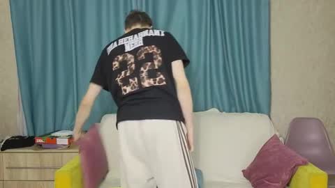 Mark online show from February 15, 11:57 pm