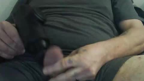 drknssn2lite75 online show from February 11, 7:02 am