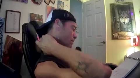 Snapshot of druedowm chatting on October 18, 9:09 pm druedowm online show from October 18, 9:09 pm