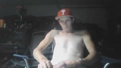 Snapshot of duggerl634 chatting on September 11, 7:29 am levi online show from September 11, 7:29 am