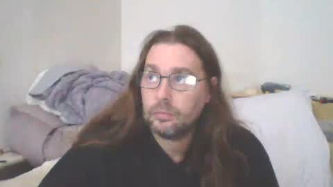 chris online show from November 8, 6:33 pm