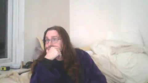 Snapshot of dukenucum73 chatting on December 22, 6:04 pm chris online show from December 22, 6:04 pm