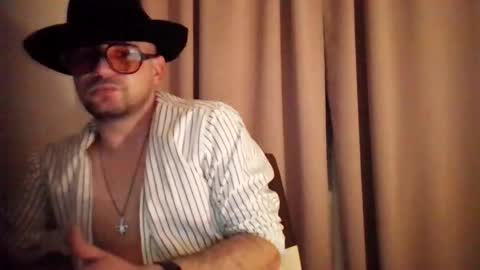 nickyyyx online show from December 18, 1:34 am