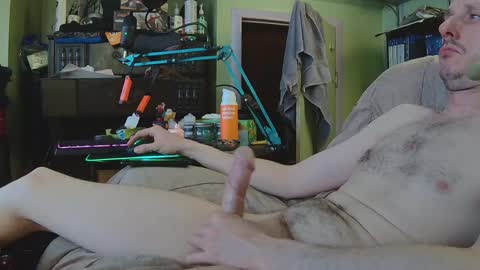 dustiestninja online show from April 10, 2:18 am