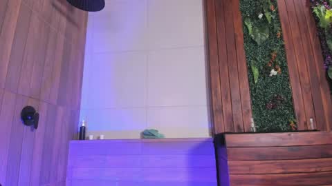 Dustin Sonne online show from April 6, 4:46 am