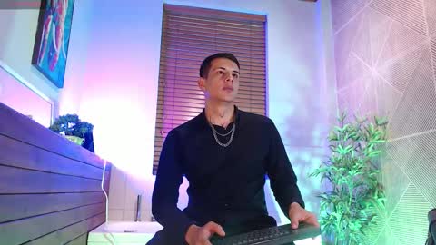 Dustin Sonne online show from January 10, 3:55 am