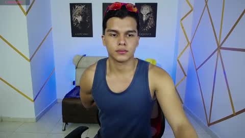 dwayne_brown online show from February 1, 7:23 pm