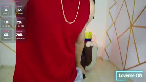 dwayne_brown online show from February 10, 8:31 pm