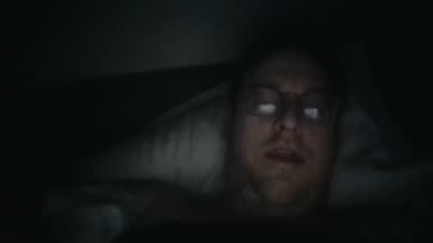 Snapshot of dxjbre chatting on January 4, 4:33 am dxjbre online show from January 4, 4:33 am
