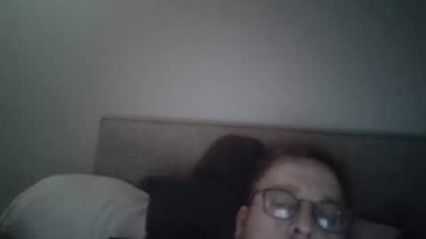 Snapshot of dxjbre chatting on December 5, 12:41 am dxjbre online show from December 5, 12:41 am
