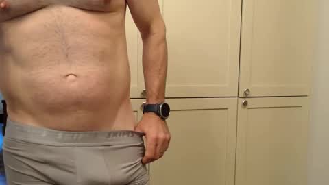 dylan1300 online show from February 1, 5:11 pm