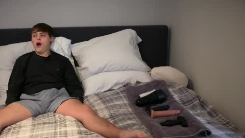 dylanfruits online show from March 14, 5:31 pm