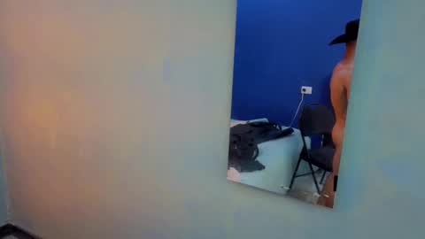 dylanguss online show from October 29, 1:03 pm