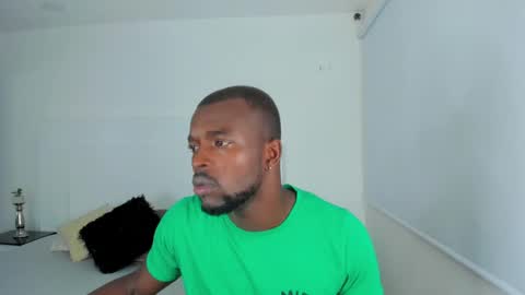 Dylan Taylor online show from January 4, 3:29 am