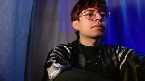 eather_luxury online show from December 22, 7:21 pm