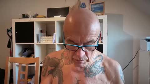 eddelmar online show from February 2, 10:03 am