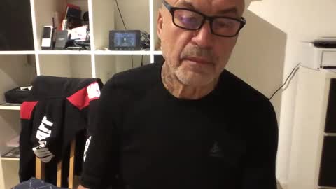 eddelmar online show from February 9, 7:52 pm