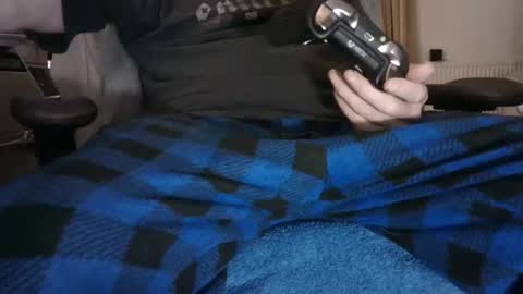 edged biker online show from April 5, 9:00 pm