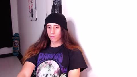 Snapshot of edward_chann chatting on March 1, 3:53 am edward_chann online show from March 1, 3:53 am