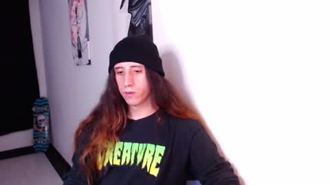 Snapshot of edward_chann chatting on January 30, 10:20 pm edward_chann online show from January 30, 10:20 pm