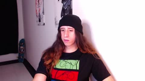 Snapshot of edward_chann chatting on February 4, 2:07 am edward_chann online show from February 4, 2:07 am