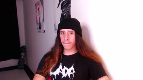 Snapshot of edward_chann chatting on December 3, 12:33 am edward_chann online show from December 3, 12:33 am