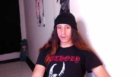 Snapshot of edward_chann chatting on December 4, 2:20 am edward_chann online show from December 4, 2:20 am