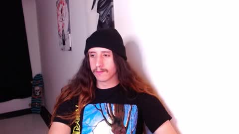 Snapshot of edward_chann chatting on January 8, 4:12 am edward_chann online show from January 8, 4:12 am