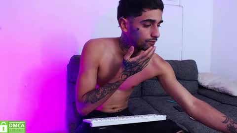 Edward Johnsonn online show from December 16, 1:29 pm