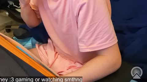 Alex online show from February 8, 12:38 am