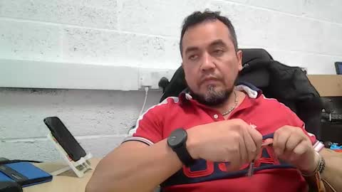 EdM online show from February 26, 4:19 pm