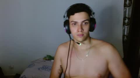 edwisalvatore online show from January 14, 4:57 am