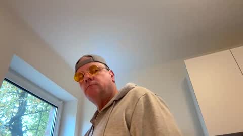 eichelhorn online show from October 23, 11:02 am