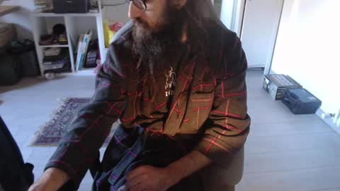 eighthundredeightyeight online show from January 12, 11:03 am