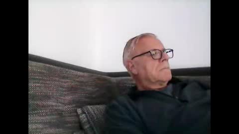 eisbaer1957 online show from December 20, 1:11 pm