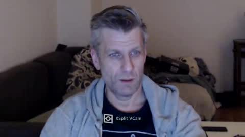 Snapshot of elculiador2207 chatting on January 1, 8:26 pm Timm online show from January 1, 8:26 pm