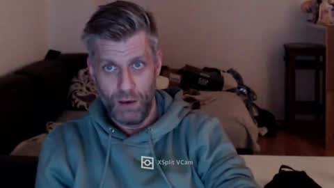 Snapshot of elculiador2207 chatting on December 26, 7:27 pm Timm online show from December 26, 7:27 pm