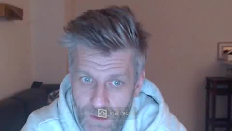 Snapshot of elculiador2207 chatting on January 13, 7:21 pm Timm online show from January 13, 7:21 pm