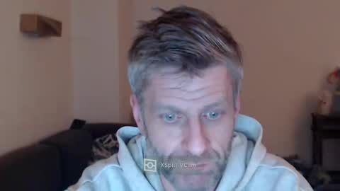 Snapshot of elculiador2207 chatting on January 8, 10:58 pm Timm online show from January 8, 10:58 pm