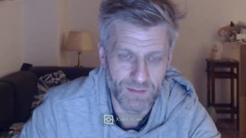 Snapshot of elculiador2207 chatting on January 12, 12:39 am Timm online show from January 12, 12:39 am