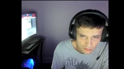 elephantrunkman online show from February 11, 4:22 am