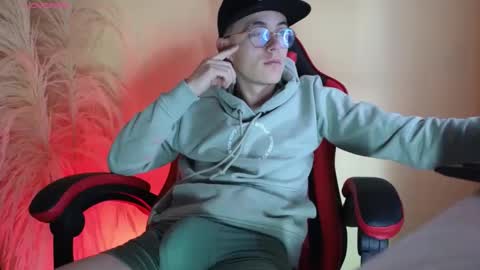 Elian online show from February 26, 12:47 pm