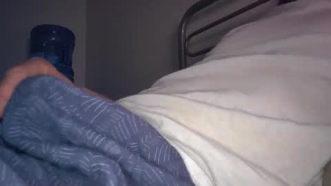 eliexavier123456789 online show from April 1, 7:43 am