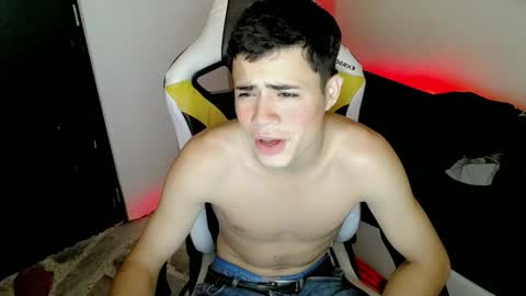 Snapshot of elii_797 chatting on October 5, 6:12 pm bby-santy online show from October 5, 6:12 pm