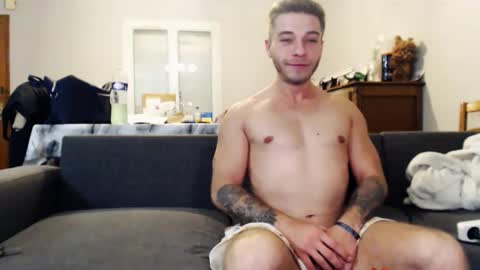 elkafit28 online show from April 14, 10:09 pm