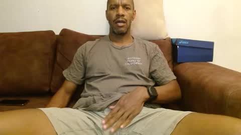 My name is Elmore. Please say hello I like to chat with you. If you have requests or dirty talk please use tip online show from March 4, 3:11 am