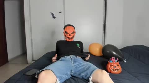 elnenedearg online show from October 27, 1:52 am