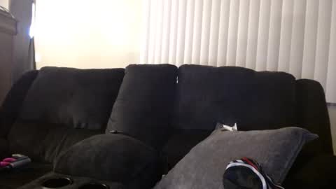 Colombian Scorpi online show from October 10, 6:02 pm