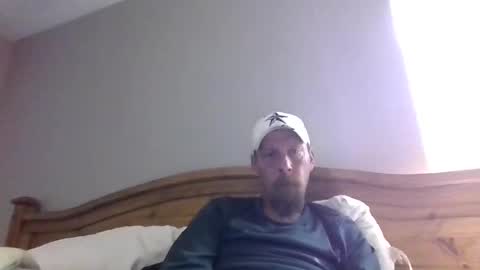 Snapshot of elwooood7 chatting on October 27, 1:57 pm elwooood7 online show from October 27, 1:57 pm