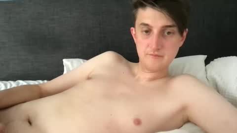 emotionalmotionsickness online show from February 11, 4:28 am